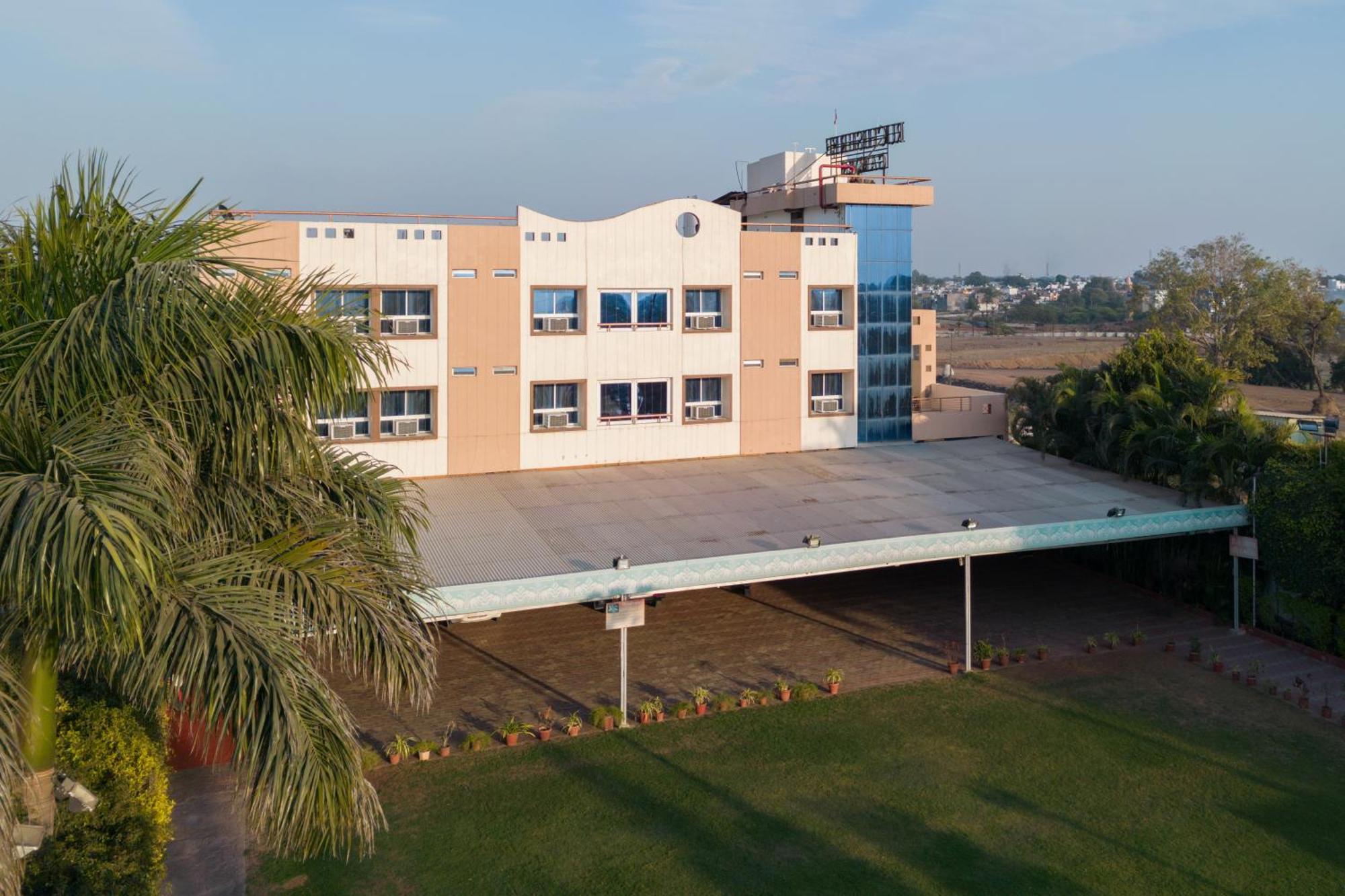 Ruchishree Garden Hotell Ujjain Eksteriør bilde