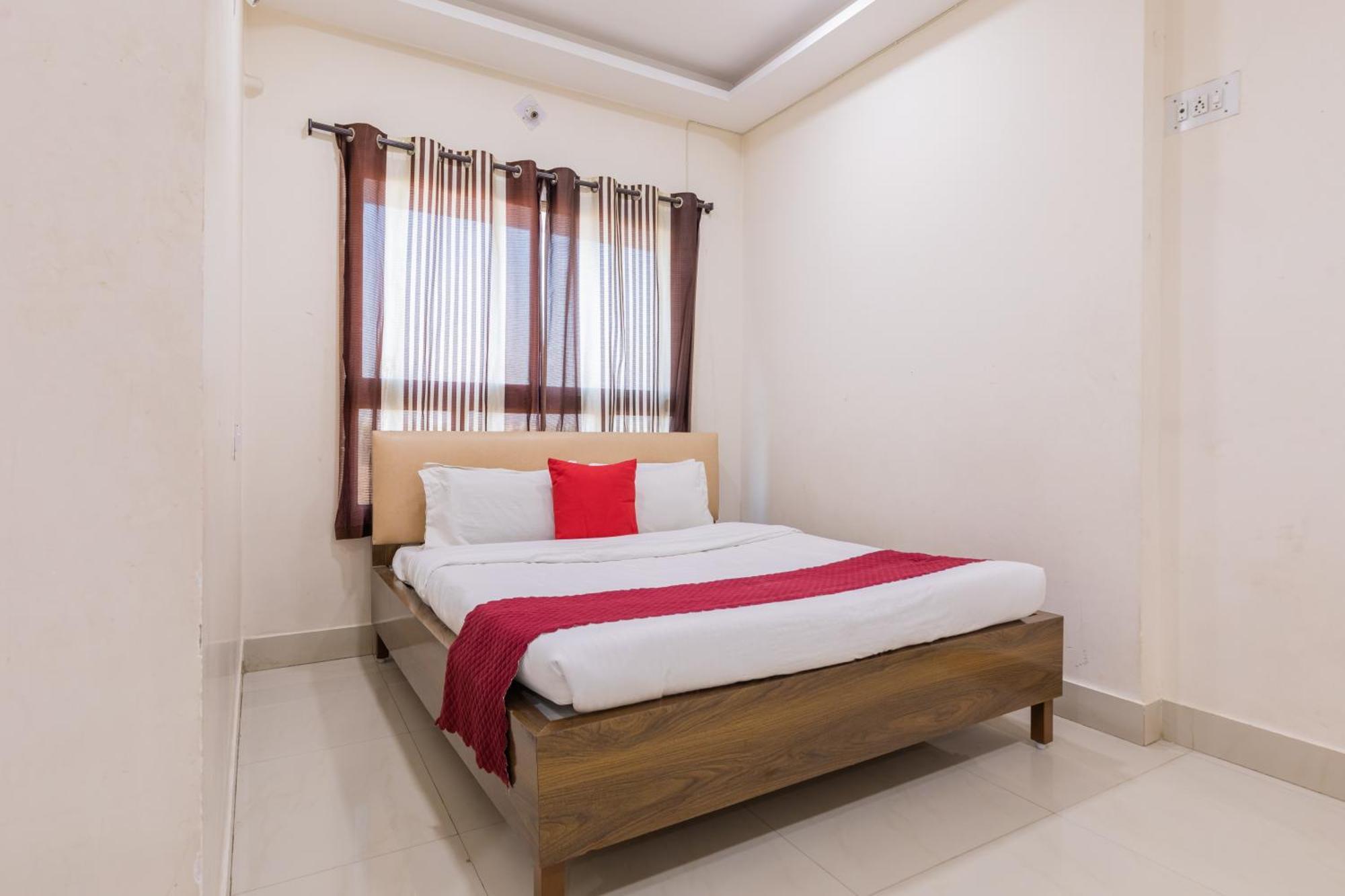 Ruchishree Garden Hotell Ujjain Eksteriør bilde